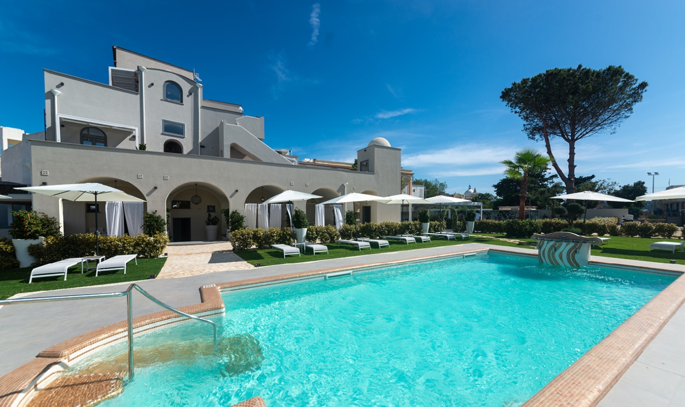 Insula Boutique Hotel