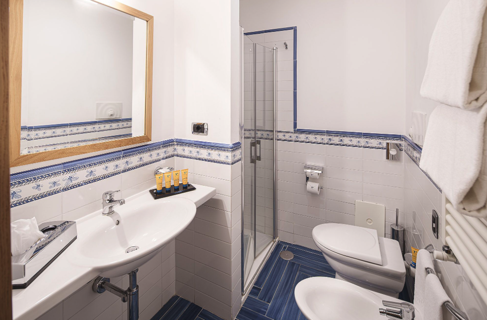 Raito Hotel